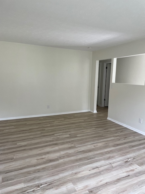 Living room to hallway - 7737 Ninevah Rd