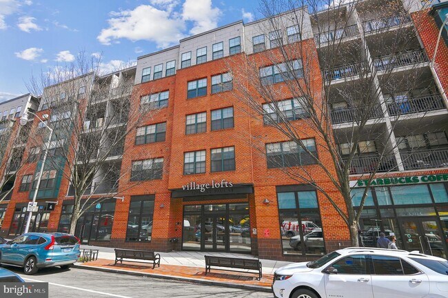 Building Photo - 3201 St Paul St