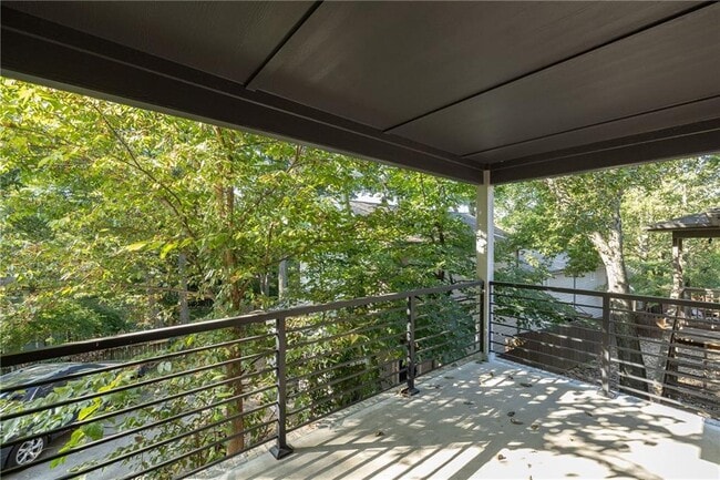 Building Photo - 207 W Lafayette St