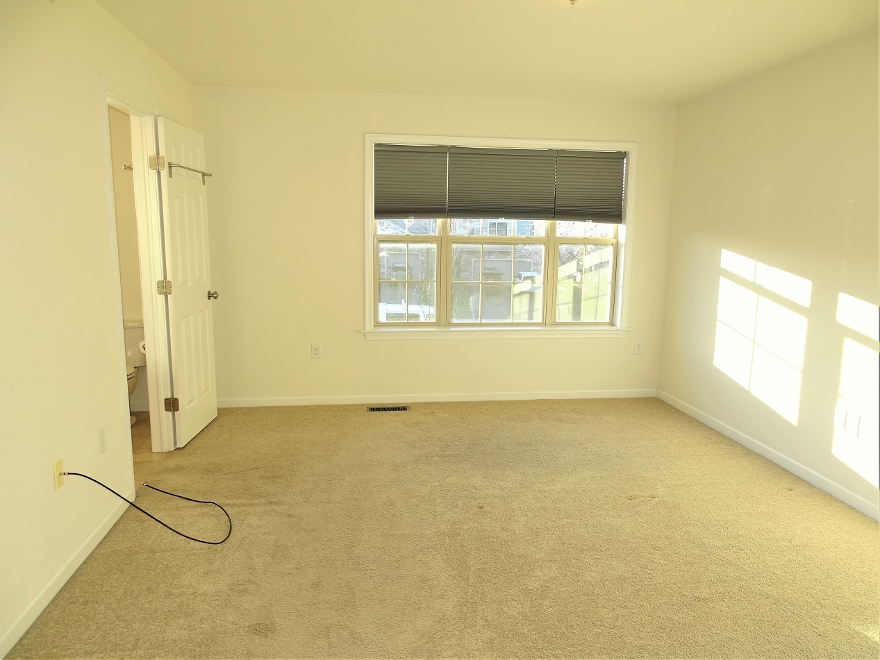 Building Photo - 346 Alexandria Ct