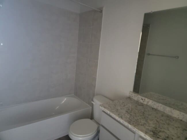 Building Photo - 412 Abigail Aly