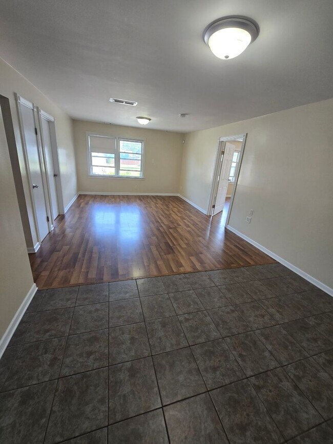 Building Photo - 3334 Michigan St