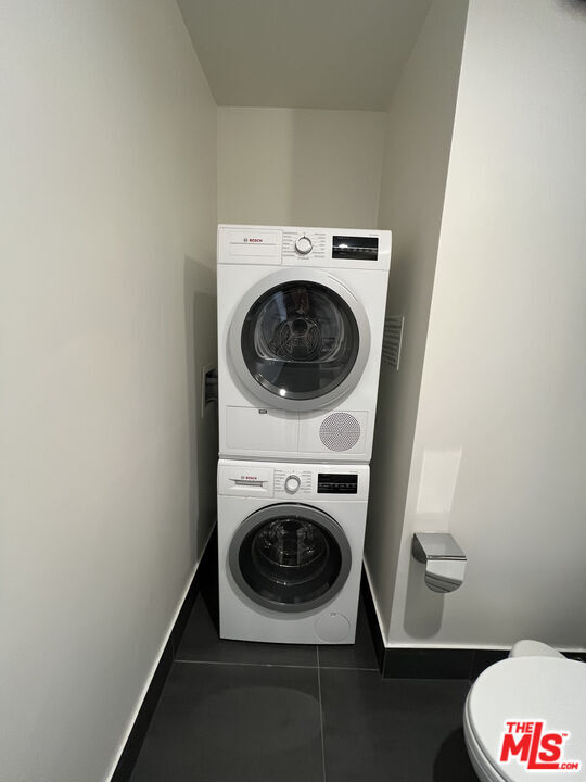 Building Photo - 889 Francisco St