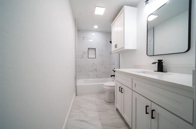 Building Photo - 232 NW 122nd St