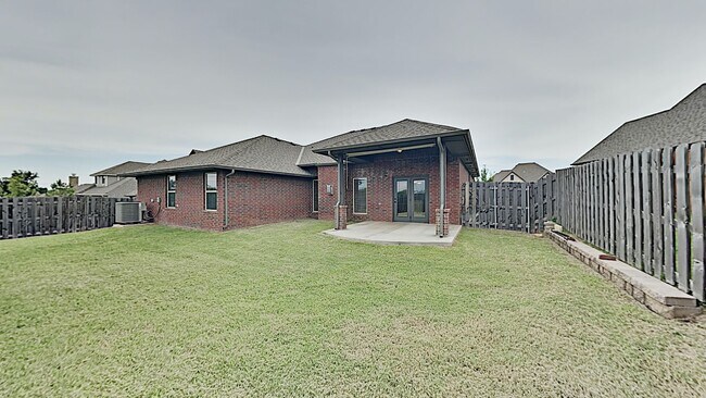Building Photo - 3217 Briargate Rd
