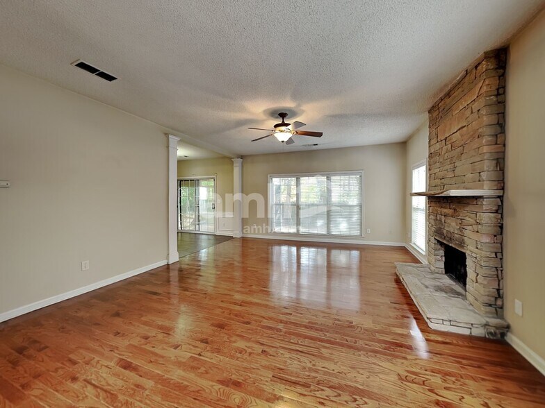 Building Photo - 11515 Bentham Ct