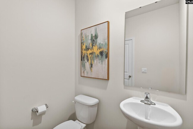 Building Photo - 810 Marigold Ln