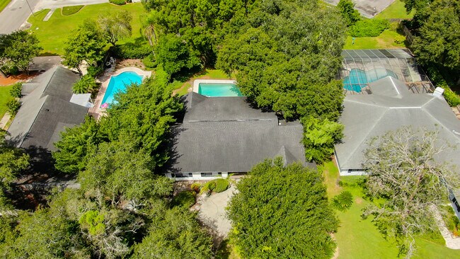 Building Photo - 10406 Reclinata Ln