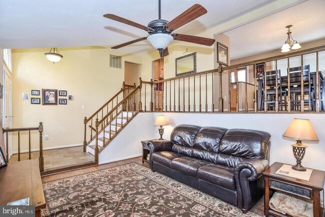 Building Photo - 9013 Chestnut Ridge Rd