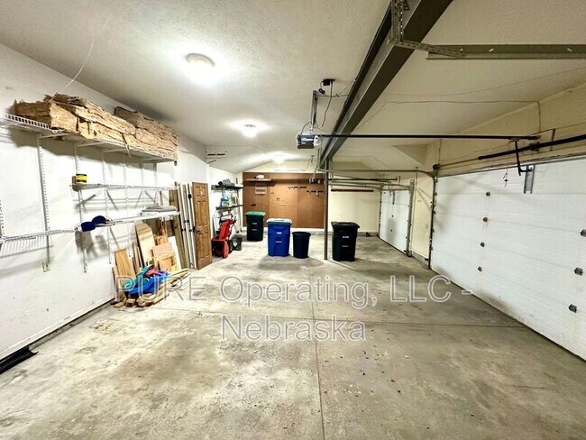 Building Photo - 3447 S 161st Cir