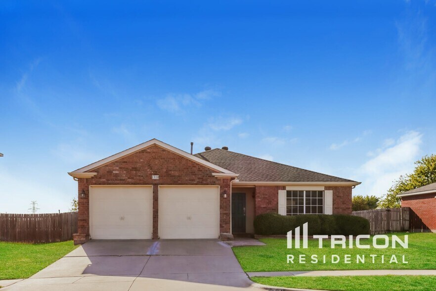 Primary Photo - 1310 Cloyne Dr