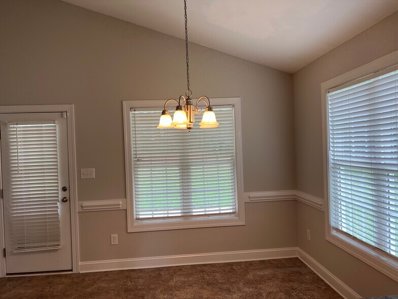 Building Photo - 4323 Blazing Star Ln