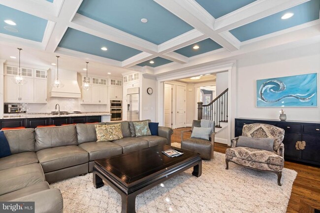 Building Photo - 1604 Colonial Ln