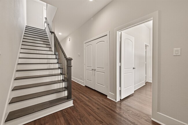 Building Photo - 2020 McGowen St