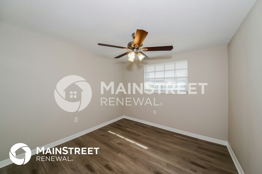 Building Photo - 703 59th Ave Terrace W