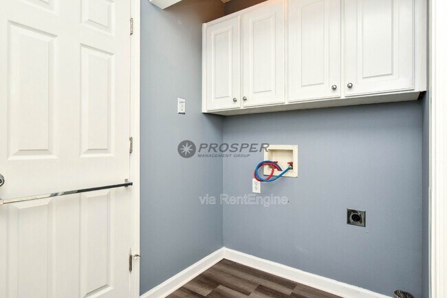 Building Photo - 1082 Hampton Rd