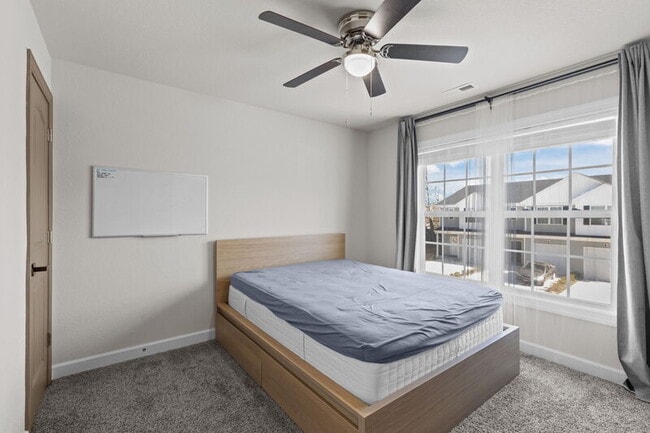 Building Photo - 812 Somb Moore Ways