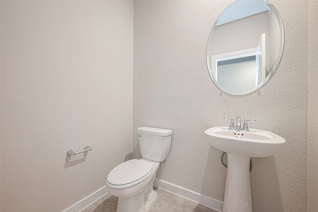 Building Photo - 8523 Lake Groove Ln