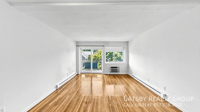 Building Photo - 530 Highland Ave