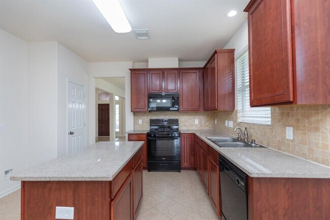 Building Photo - 7435 Boerne Creek Dr