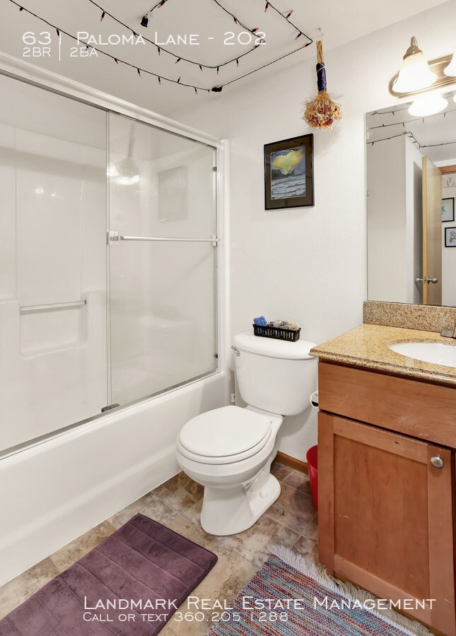 Building Photo - 631 Paloma Ln
