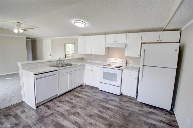 Building Photo - 7112 Prospect Church Rd