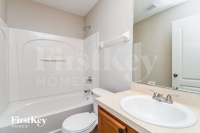 Building Photo - 3314 Horseshoe Trail Dr