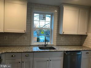 Building Photo - 4-Bedroom Home with First-Floor In-Law Suite