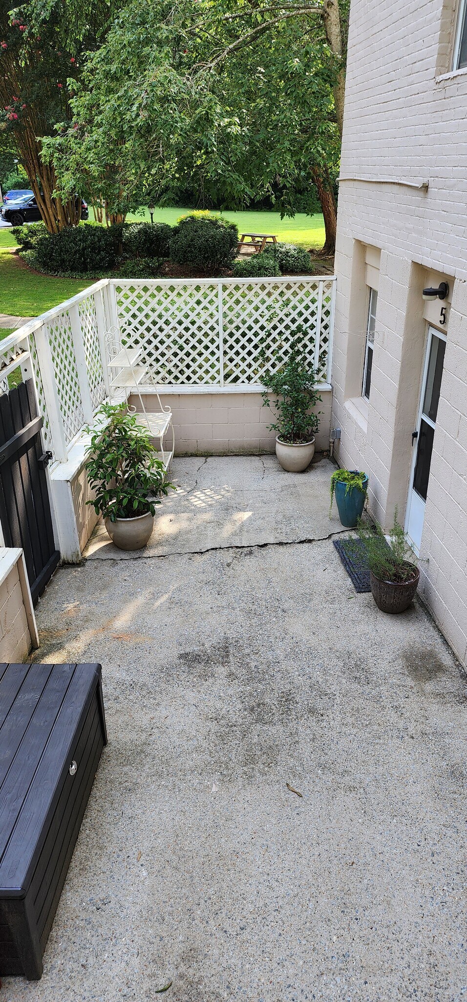 Patio - 415 Willow Ln