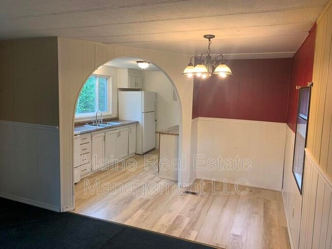 Building Photo - 3 Sweet Fern Dr