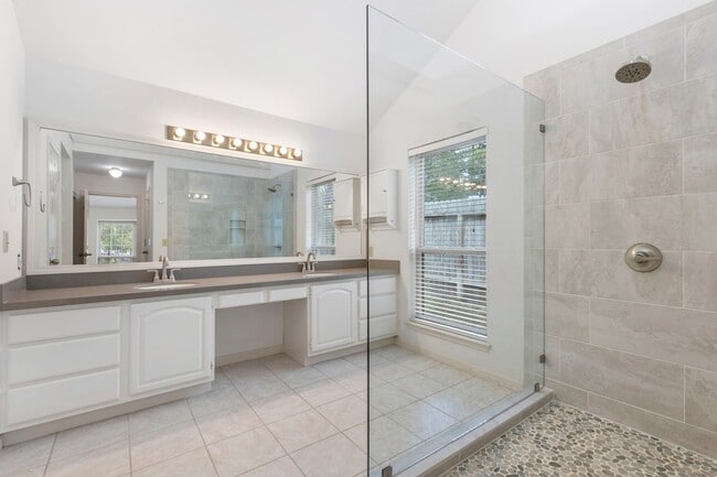 Building Photo - 59 Fire Flicker Pl