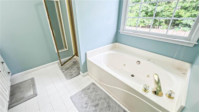 Building Photo - 3760 Mashie Ct