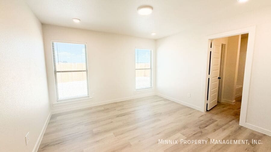 Building Photo - 1208 Cottonwood Ave