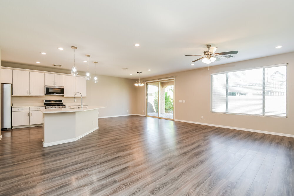 Building Photo - 9528 E Travertine Ave