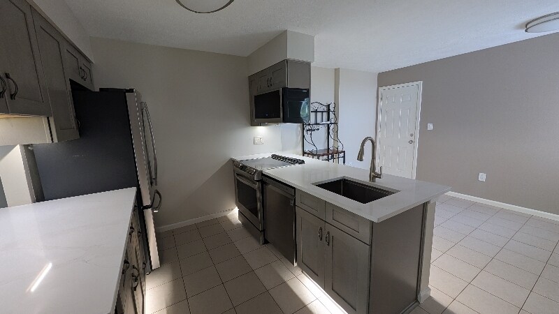 Building Photo - 146 Villa Dr