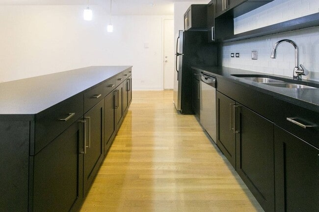Floorplan - 5512 S. Hyde Park Boulevard