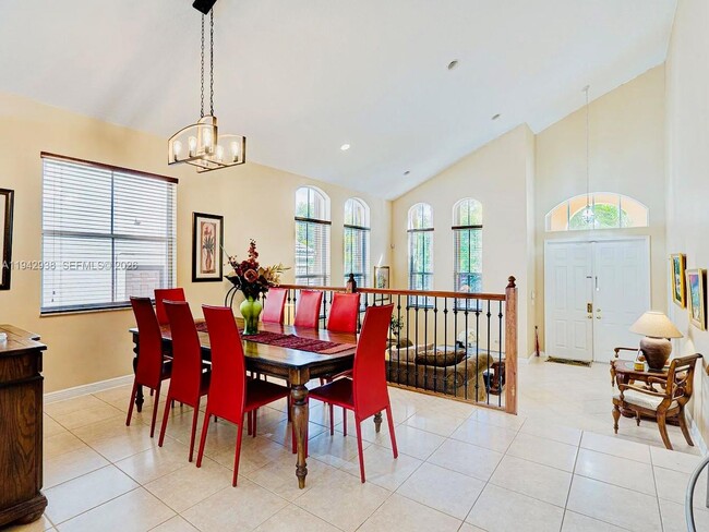 Building Photo - 4910 SW 163rd Ave