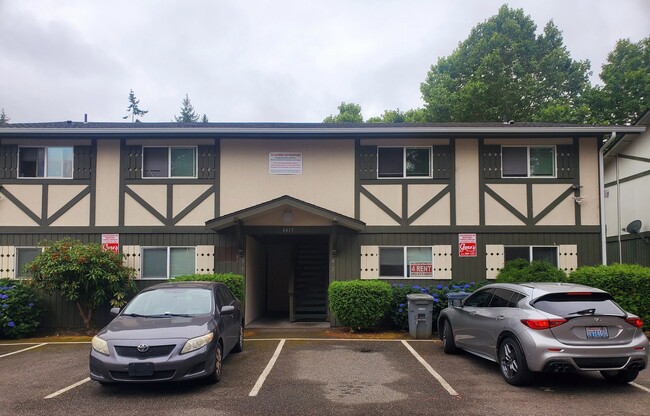 Building Photo - 4419 76th Ave W