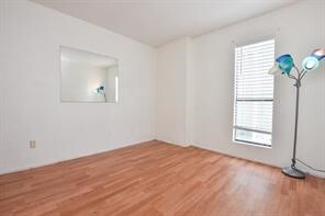 Building Photo - 8405 Wilcrest Dr