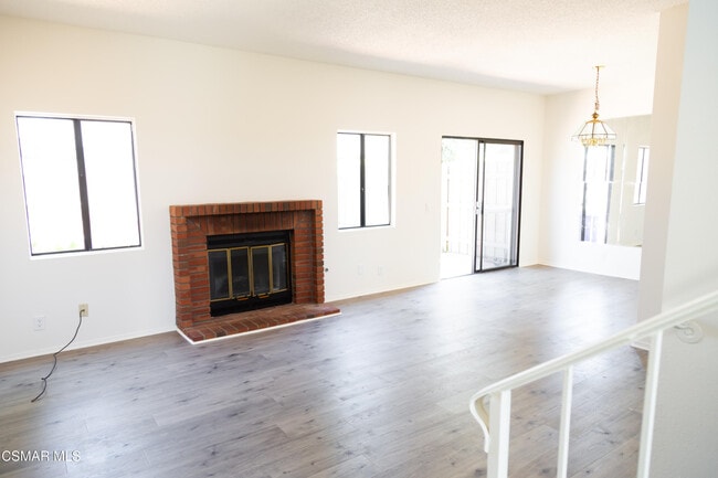 Building Photo - 215 Blackfoot Ln