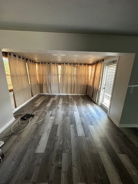 Building Photo - 6657 298th Ave N