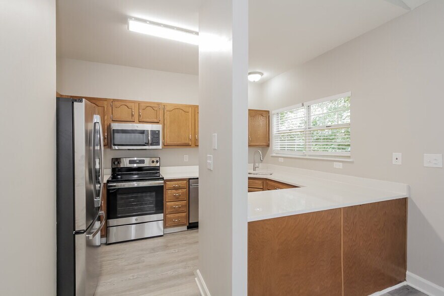 Building Photo - 11017 Shipwright Ln