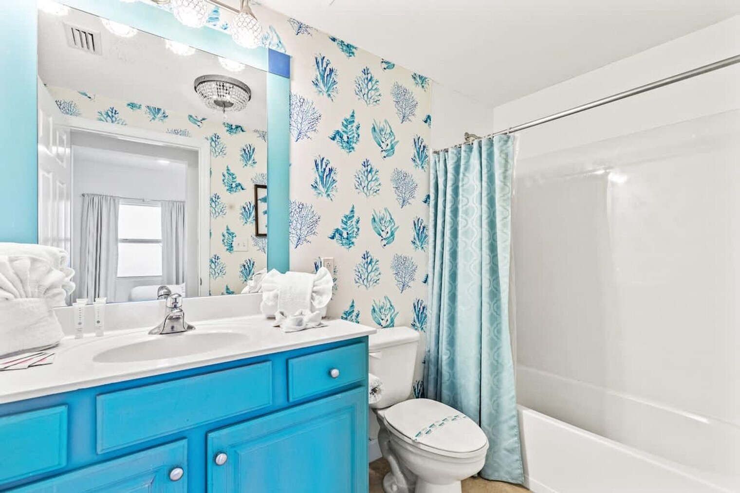 Building Photo - 5115 Gulf Dr