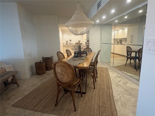 Building Photo - 1111 Crandon Blvd