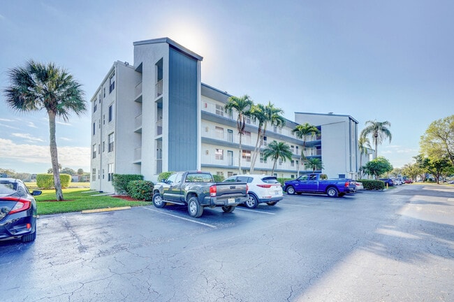 Primary Photo - 7620 NW 18th St