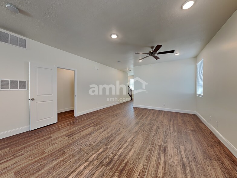 Building Photo - 2626 W 3290 S