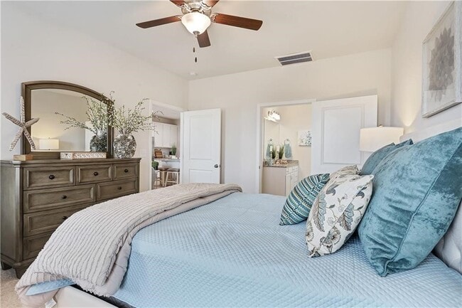 Building Photo - 217 Scenic Rd