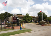 Building Photo - Rock Springs Apartments