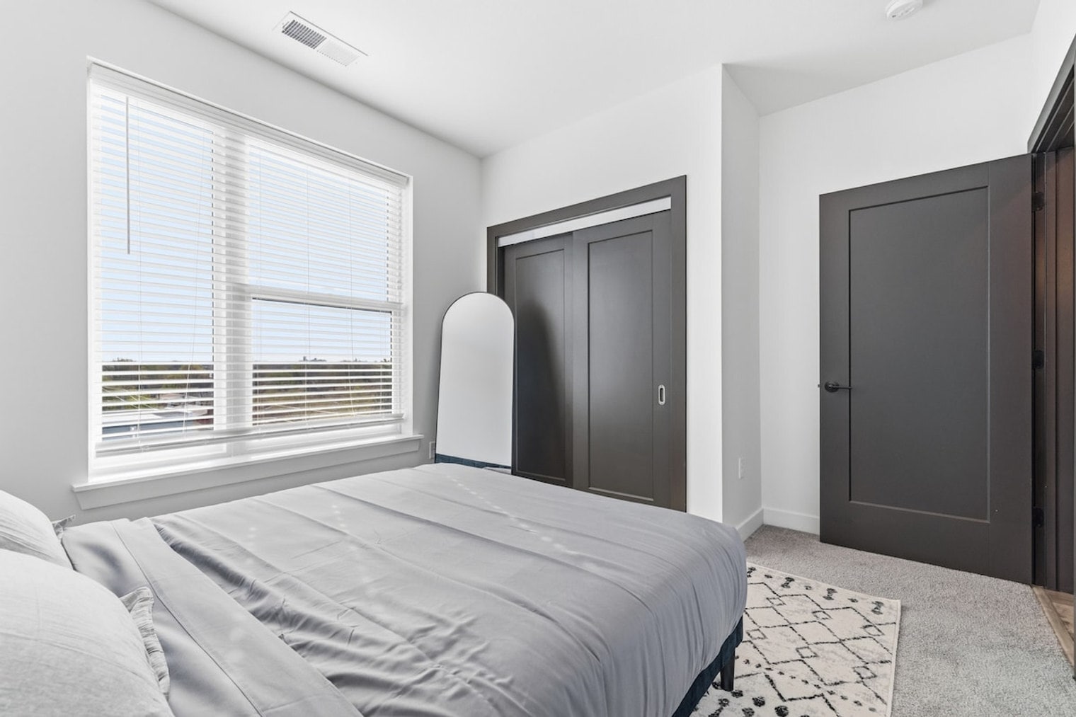 Building Photo - 1420 Prospect St