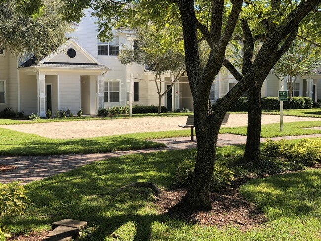 Building Photo - 1300 Eastern Pecan Pl